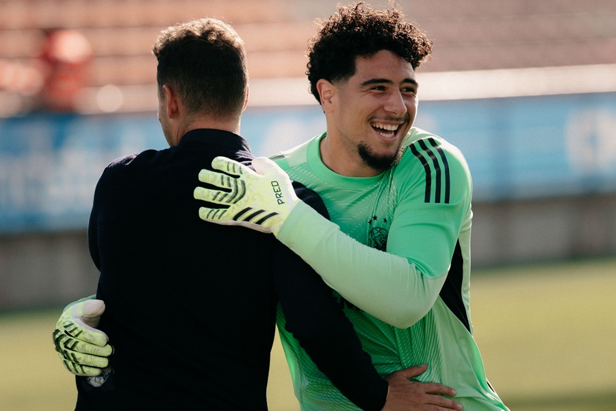 UYL15