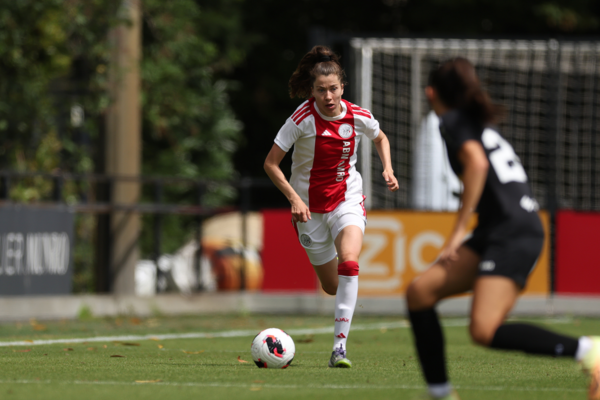 Ajaxvrouwenohleuven 11