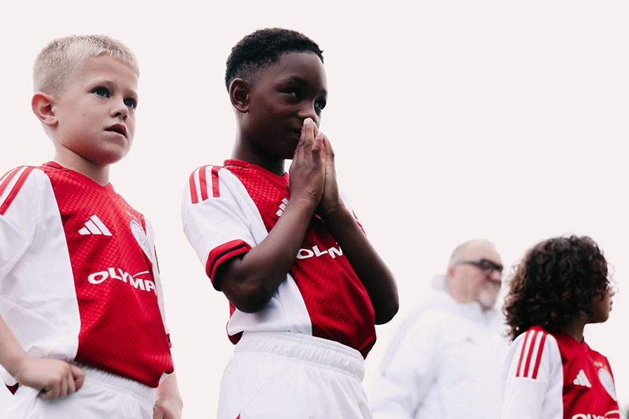 Ajax O9 16