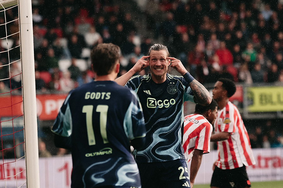 Weghorst Na Goal