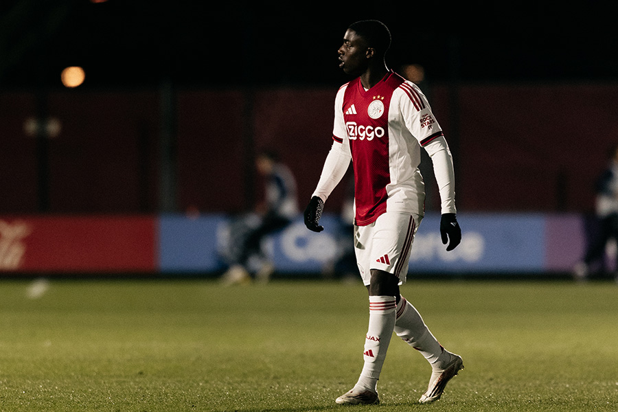 Jong Ajax Almere 16