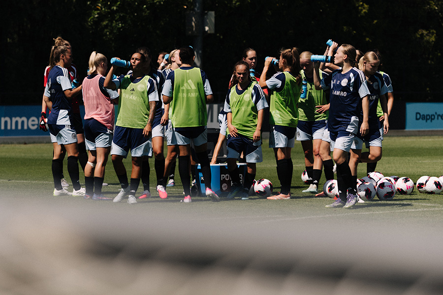 Ajax Vrouwen Training 3