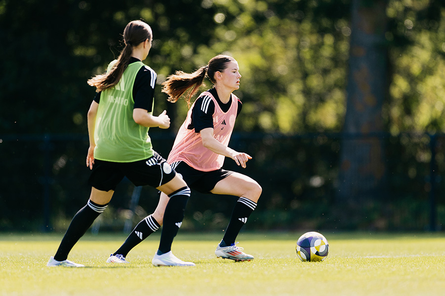 Eerste Training 16