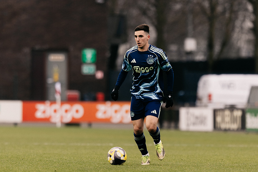 Ajax Telstar 5