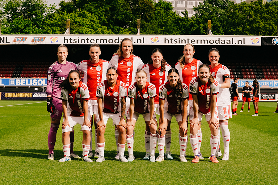 Ajaxvrouwenexc 11