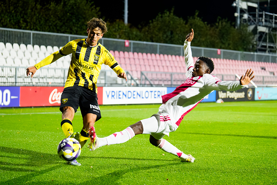 Jong Ajax VVV 4