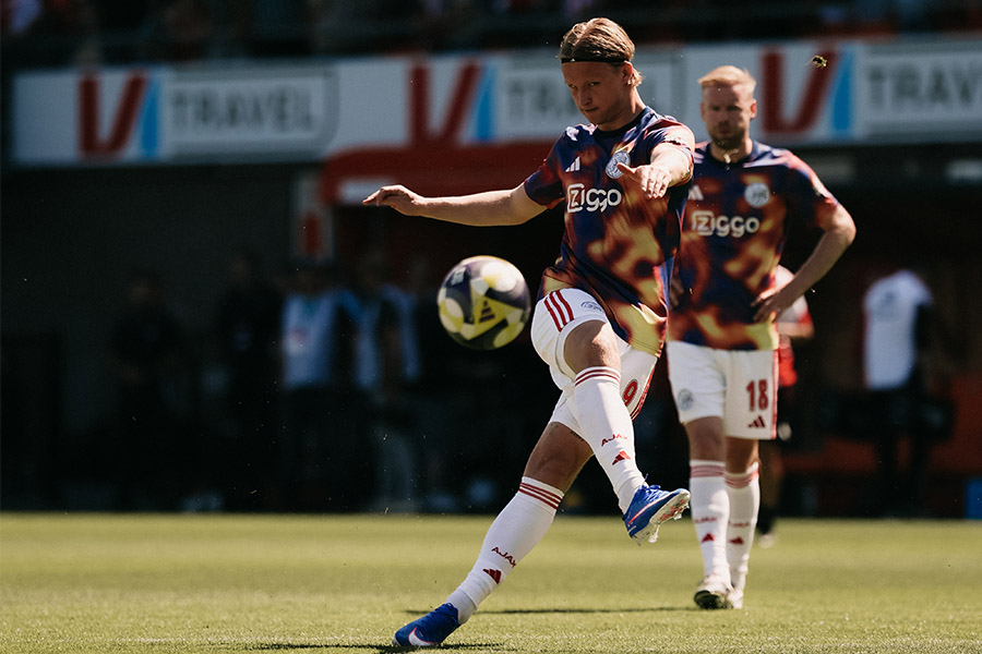 Dolberg Trap Warm Up