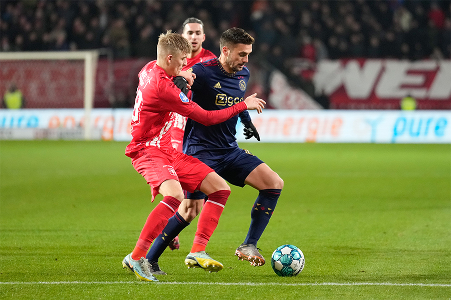 Tadic In Duel Twente Ajax 900