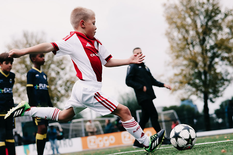 Ajax O9 15