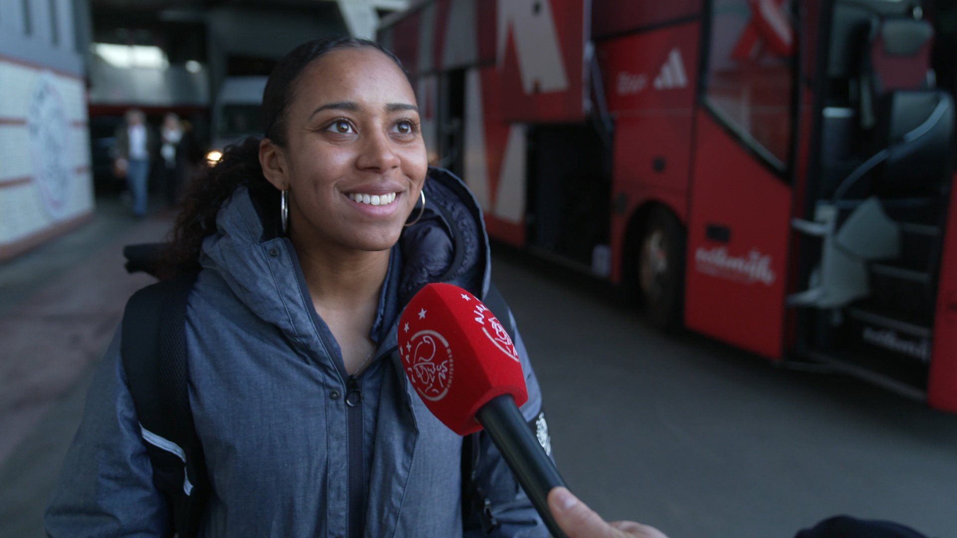 240123 Ajax Vrouwen Vbs Vertrek Site