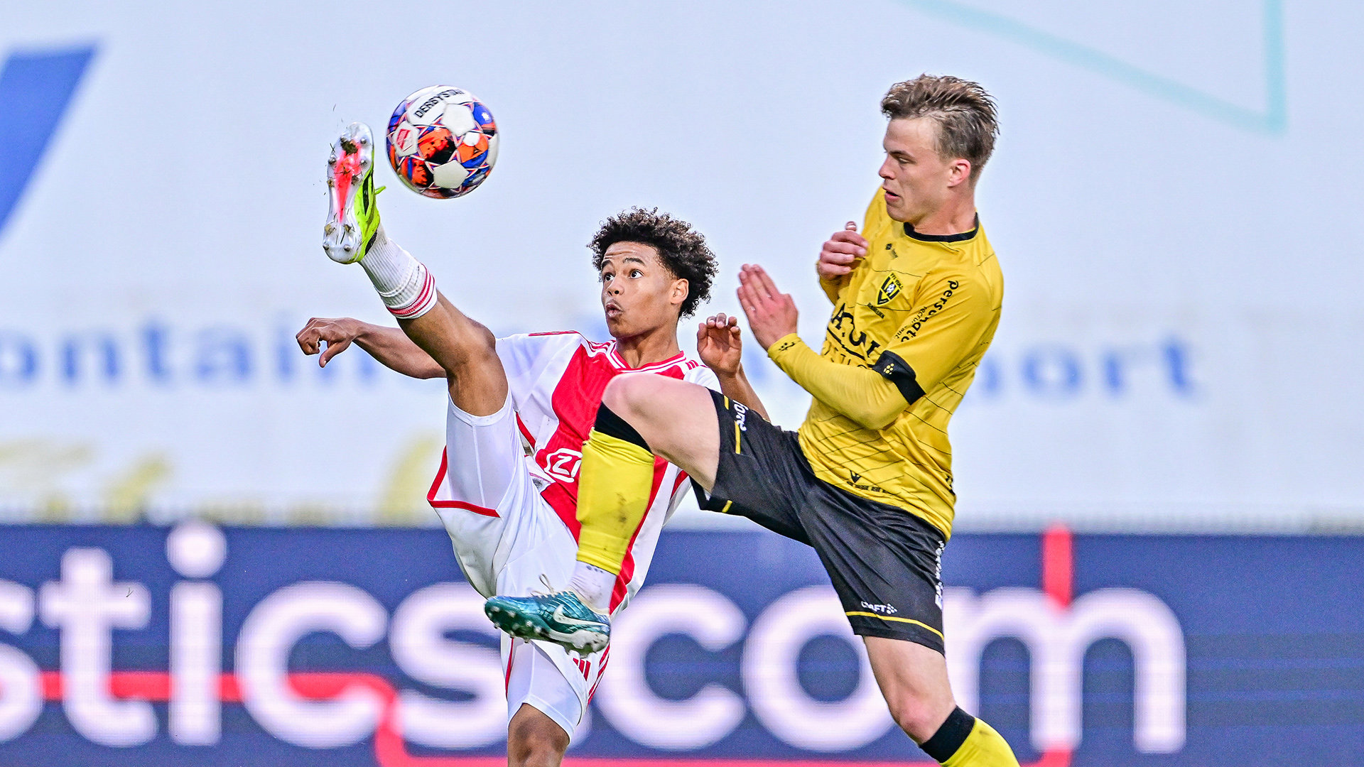 Header VVV Jong Ajax