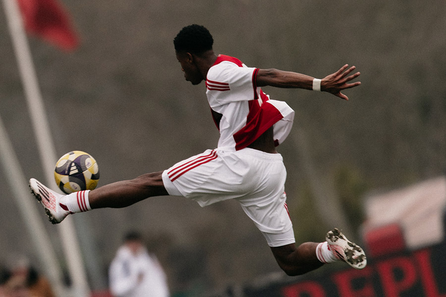 Ajax O19 2