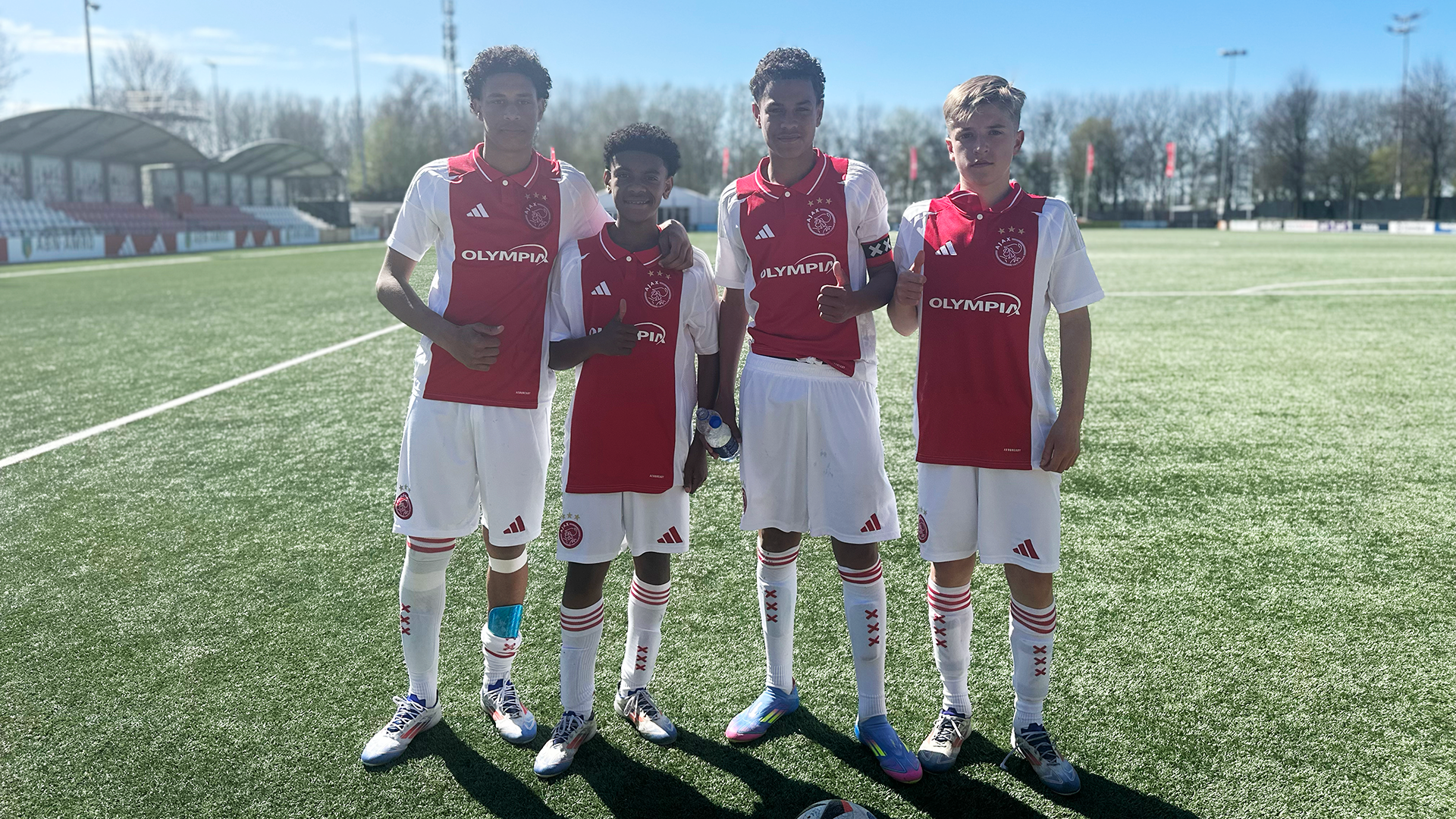 Ajax O15 Header