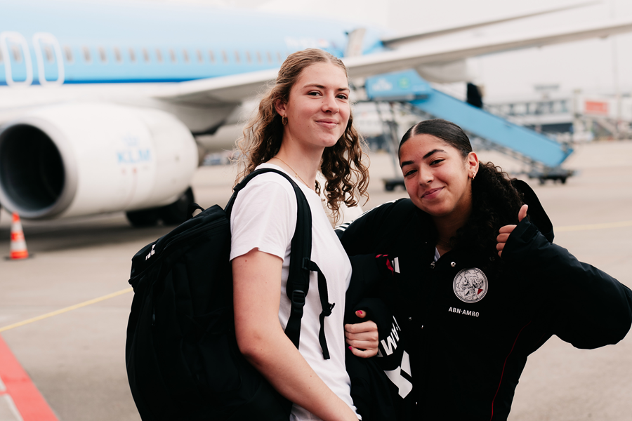 Ajaxvrouwen3