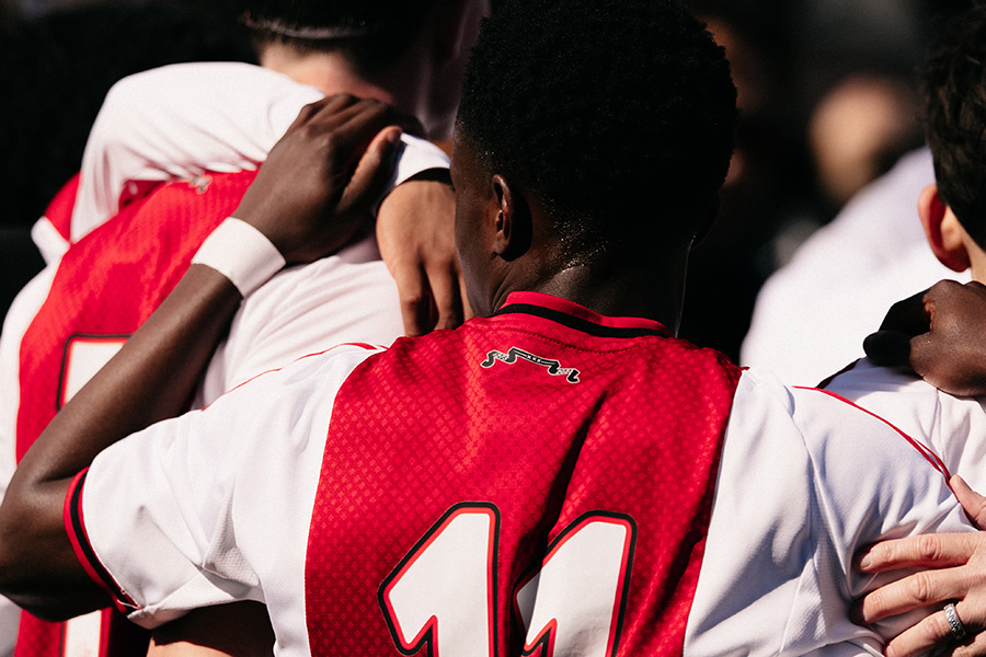 Ajax PSG Slider 5