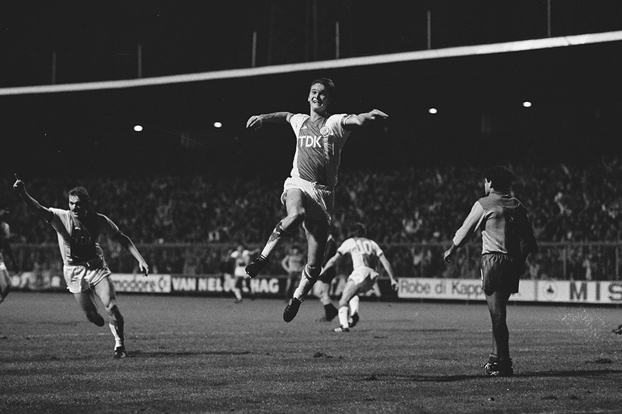 Olympiakos 3