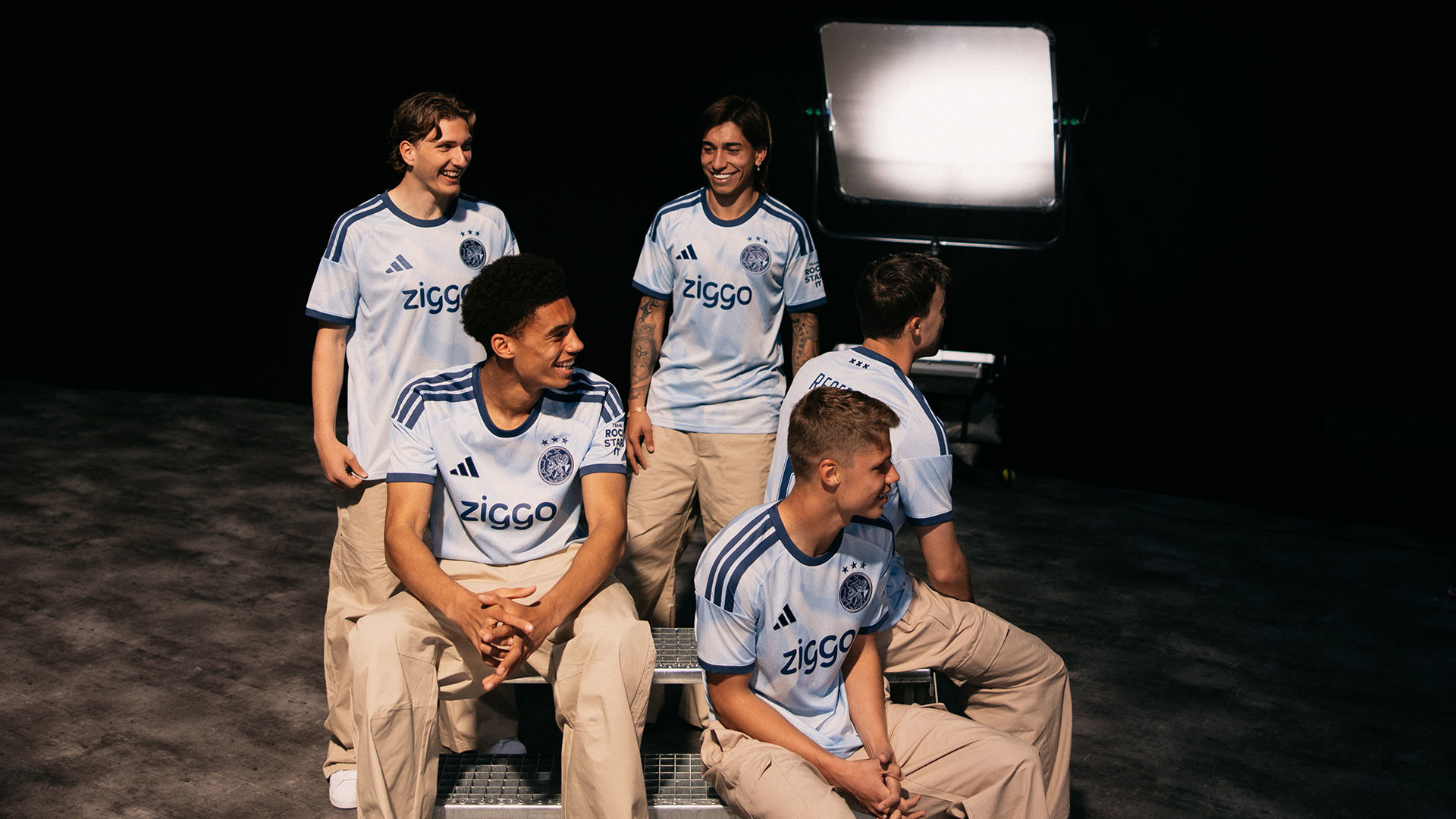 Derde Shirt 1920 BTS