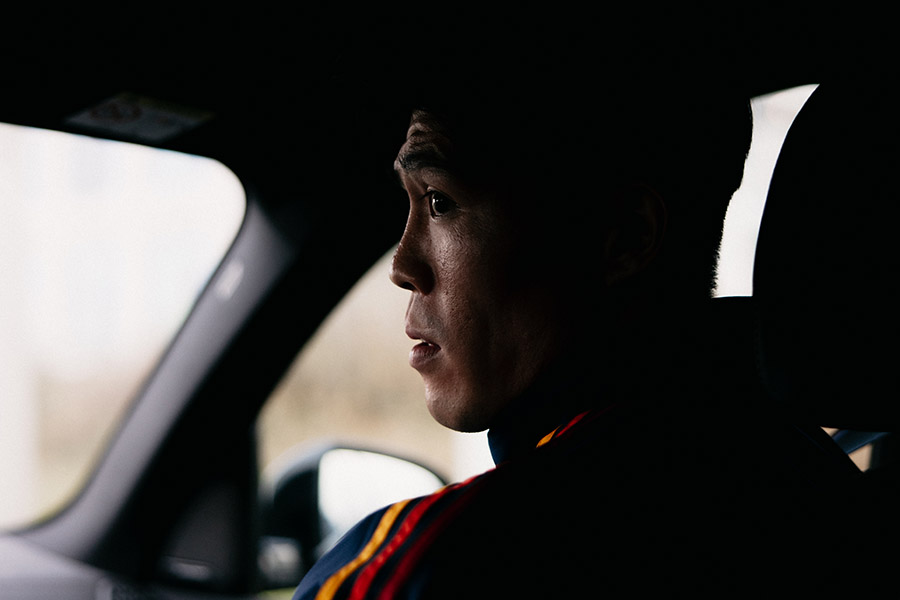 Tomiyasu Slider 8