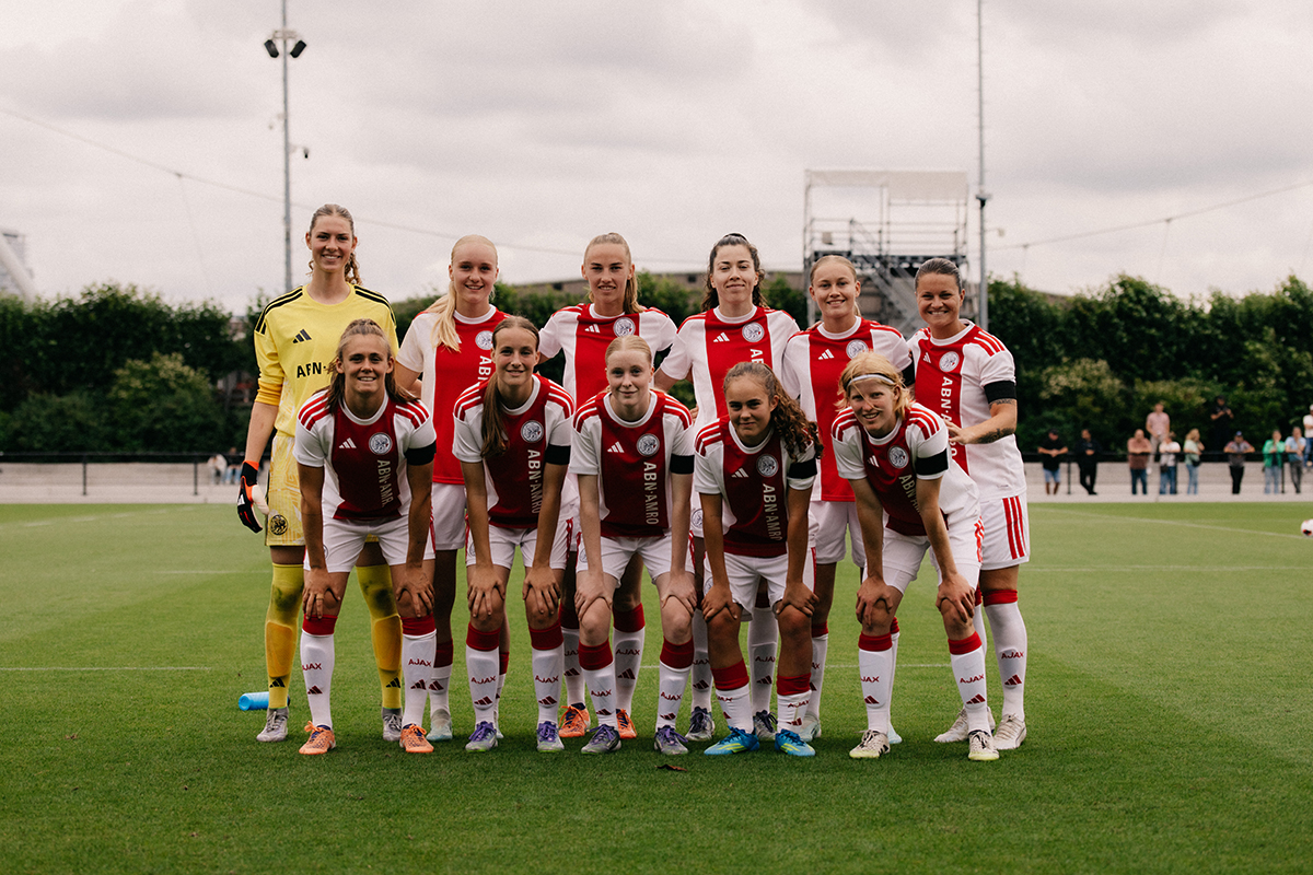 Ajaxvrouwen Borussia 4