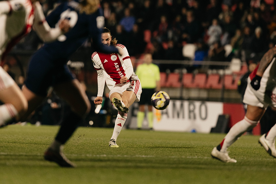 Ajaxhera1