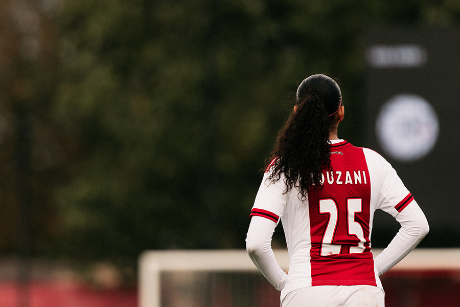 Ajax VR Hee 16