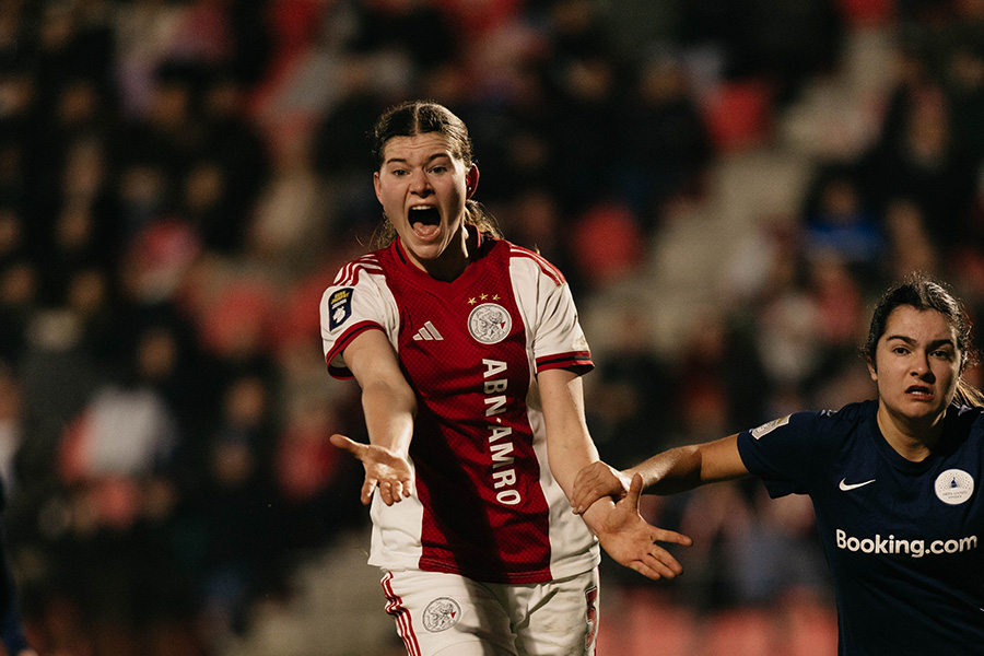 Ajaxhera9