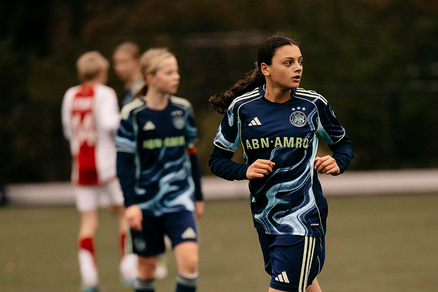 Ajaxvrouweno16