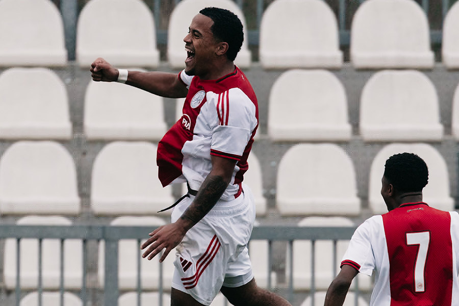 Ajax O19 3