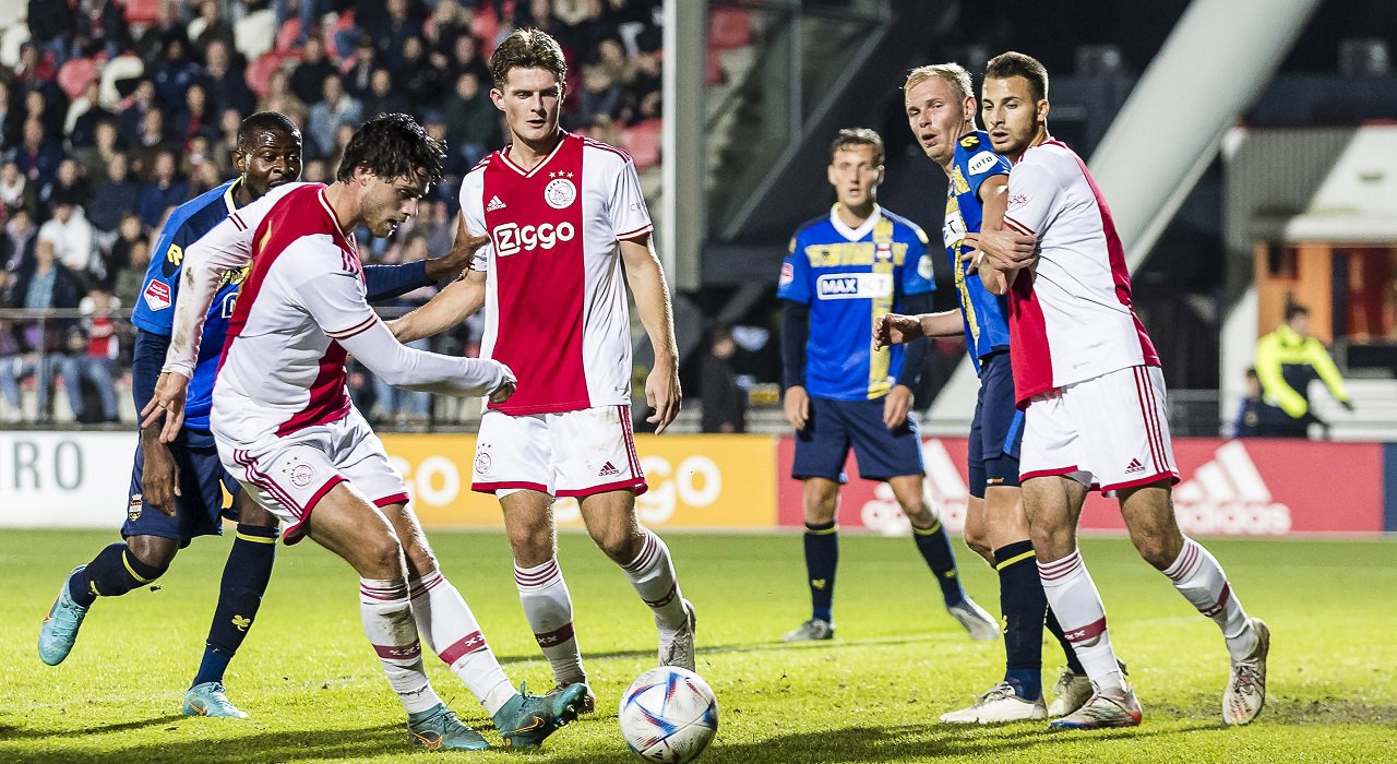 Jongajax (1)