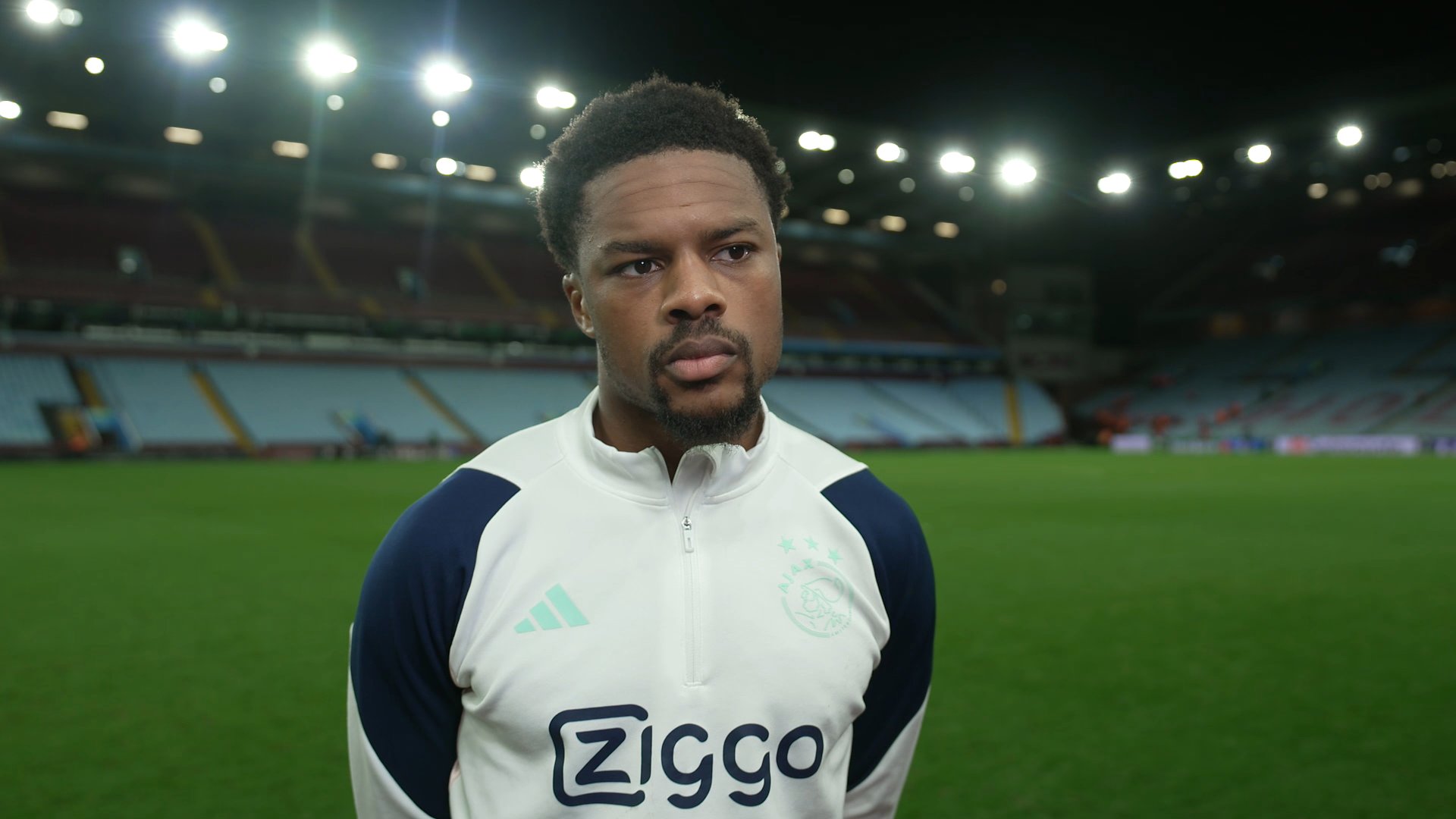 240314 Reactie Aston Villa Ajax Akpom