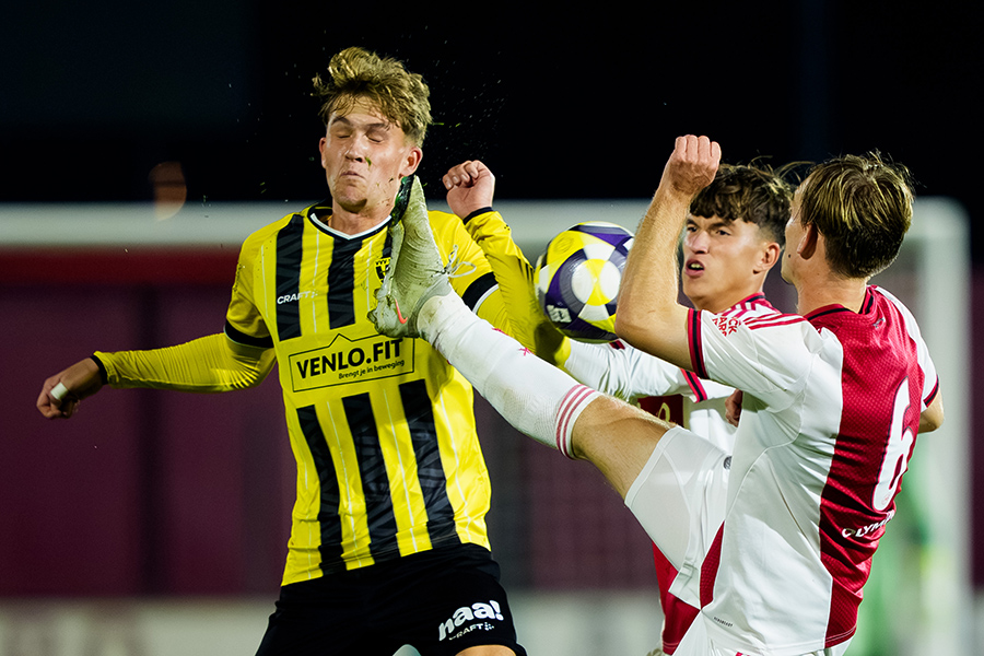 Jong Ajax VVV 8